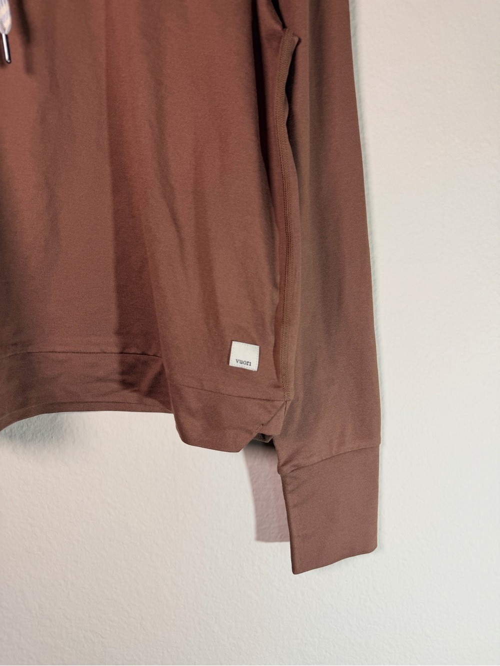 NWT Vuori Halo Essential Hoodie Cardamom Heather DreamKnit Small - Picture 6 of 8
